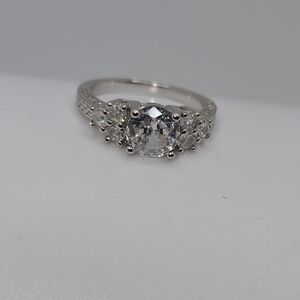 925 sterling silver and cubic Zirconia ring new